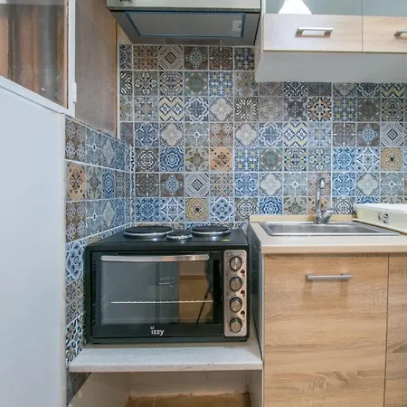 Urban Studio In Athens, Next To Sygrou- Fix Metro-3